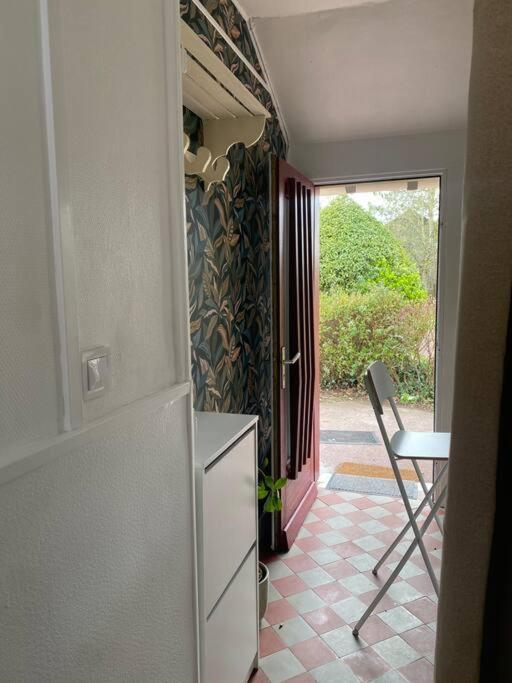 Studio Epicea Avec Jardin Dans Charmante Propriete Méry-sur-Oise Exterior foto